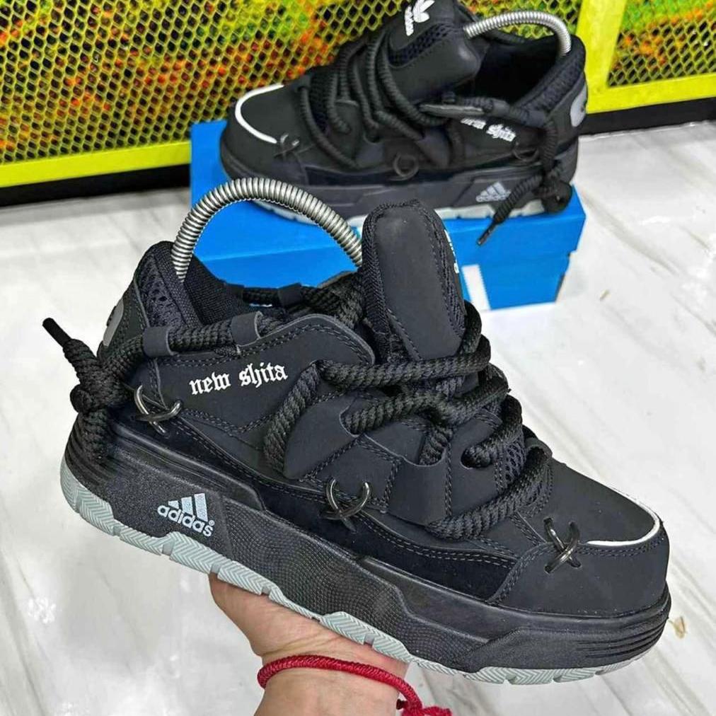 Tenis Cordón Grueso SNew