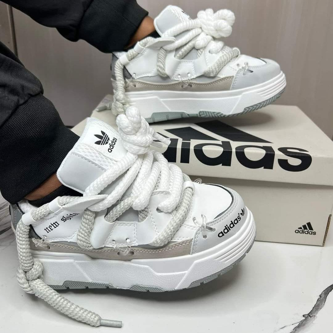 Tenis Cordón Grueso SNew